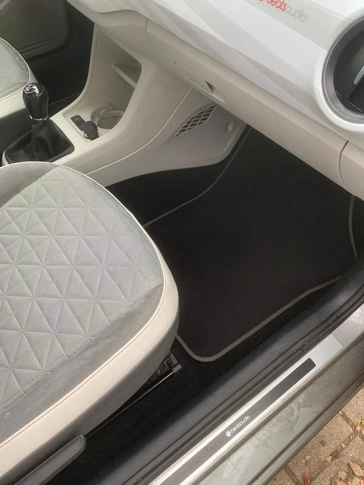 Auto-interieur na reiniging